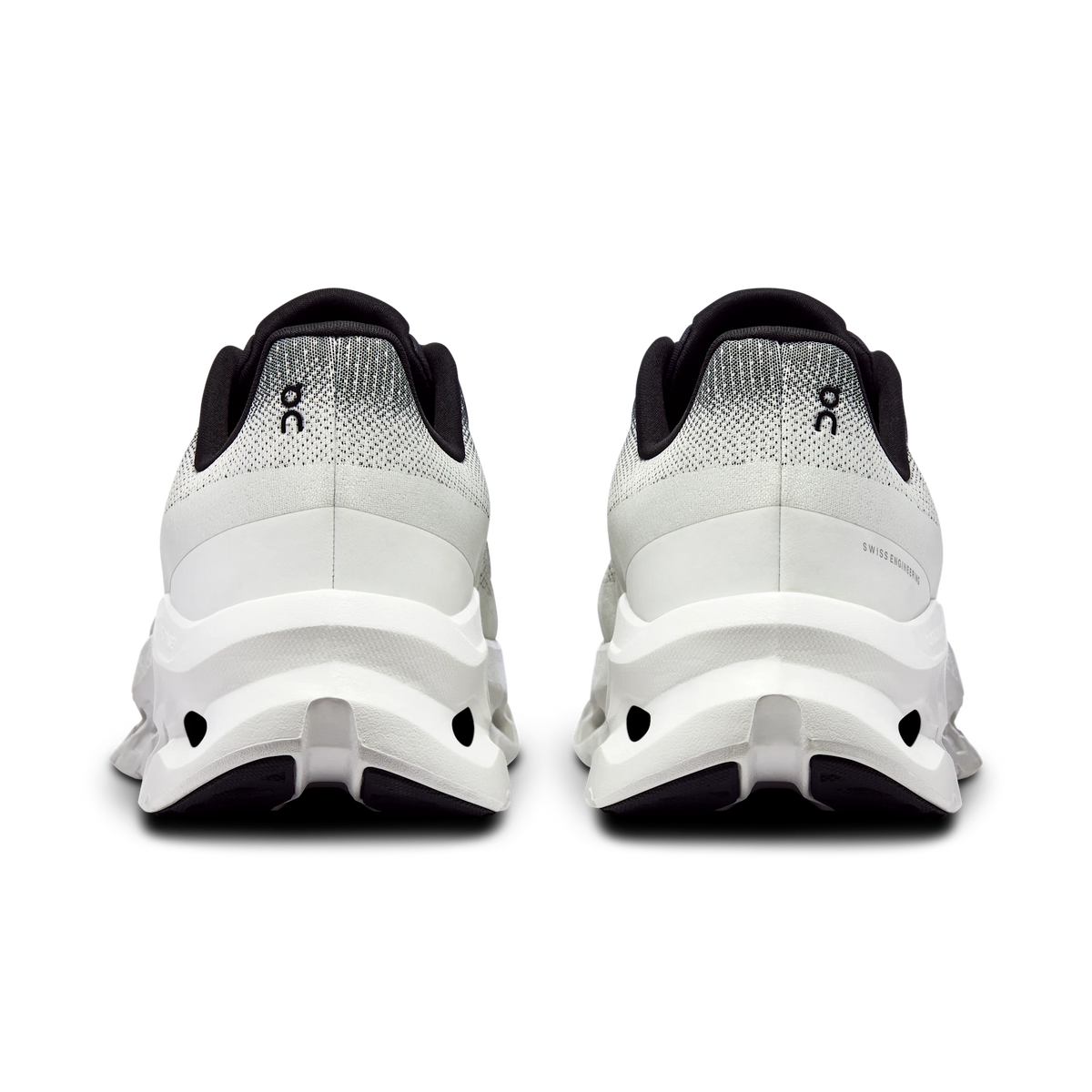 Cloudtilt – Black | Ivory