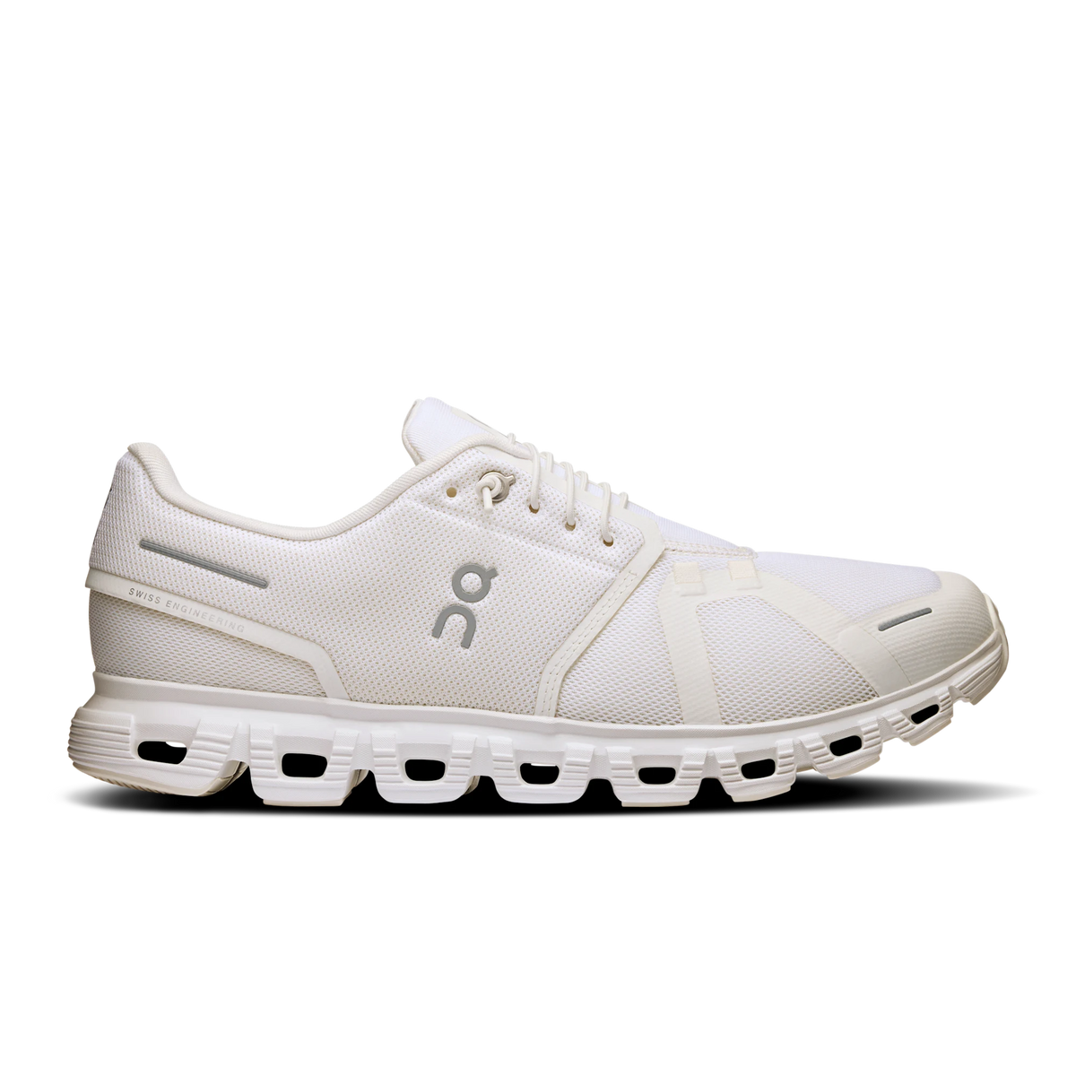 Cloud 6 – White | White