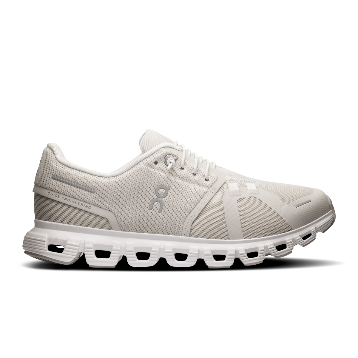 Cloud 6 – Pearl | White